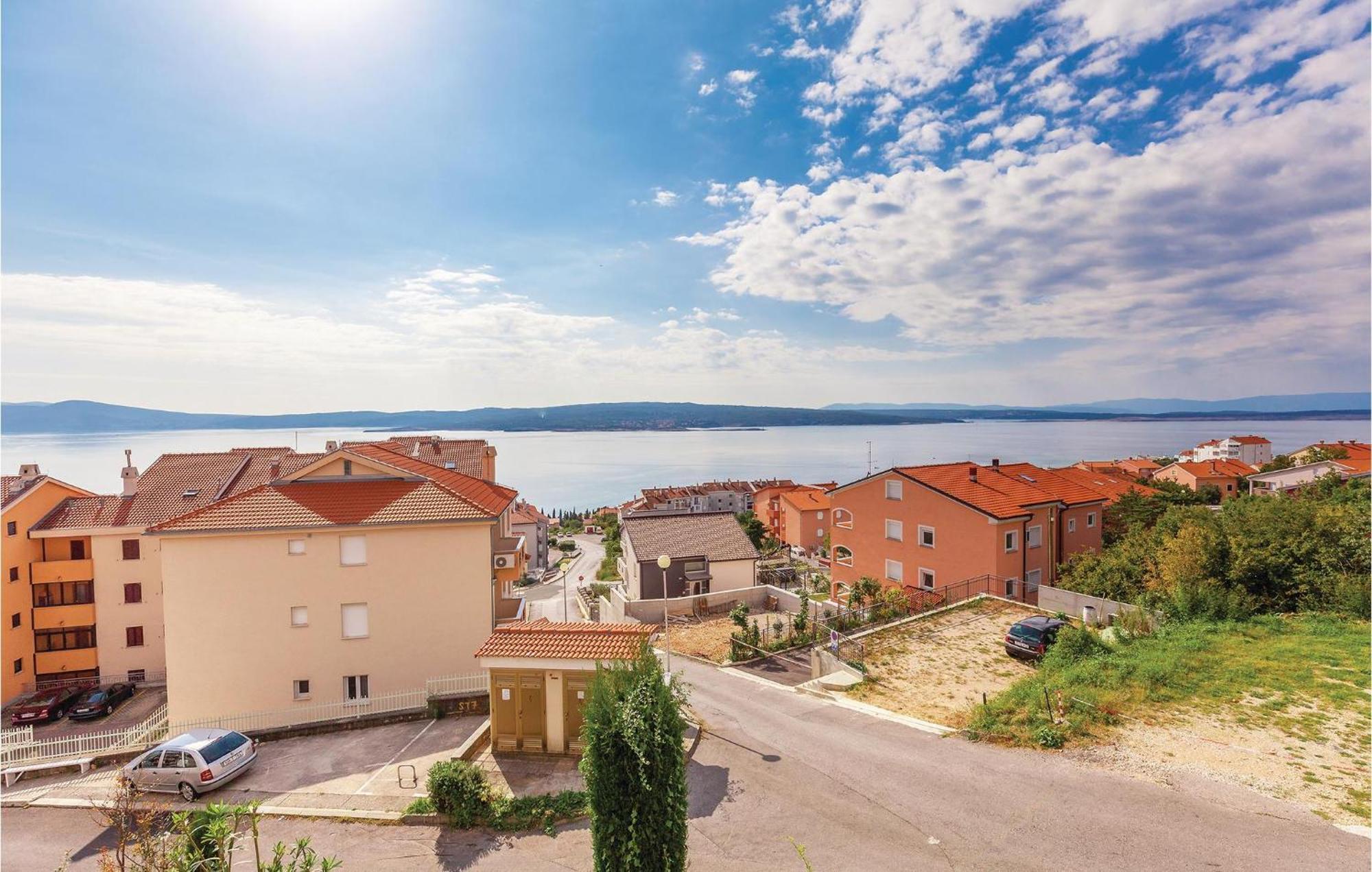 Nice Apartment In Crikvenica With Kitchen ภายนอก รูปภาพ